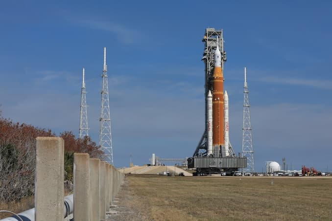 NASA Rolls Artemis 2 Moon Rocket Back to Assembly Building After Helium System Failure