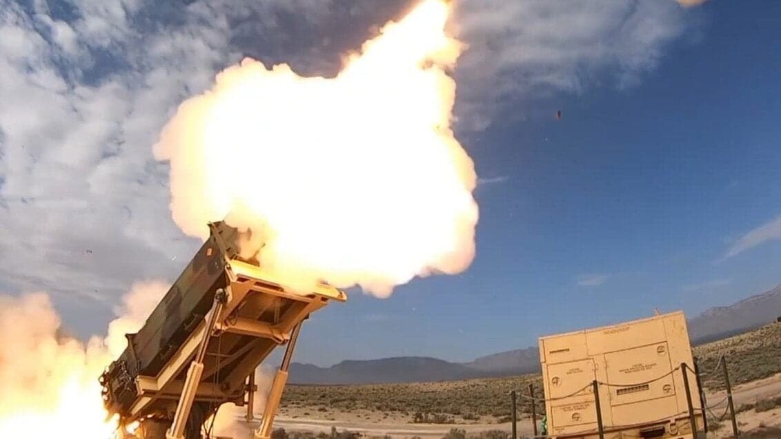 Pentagon, Boeing announce plan to triple Patriot PAC-3 seeker production - Breaking Defense