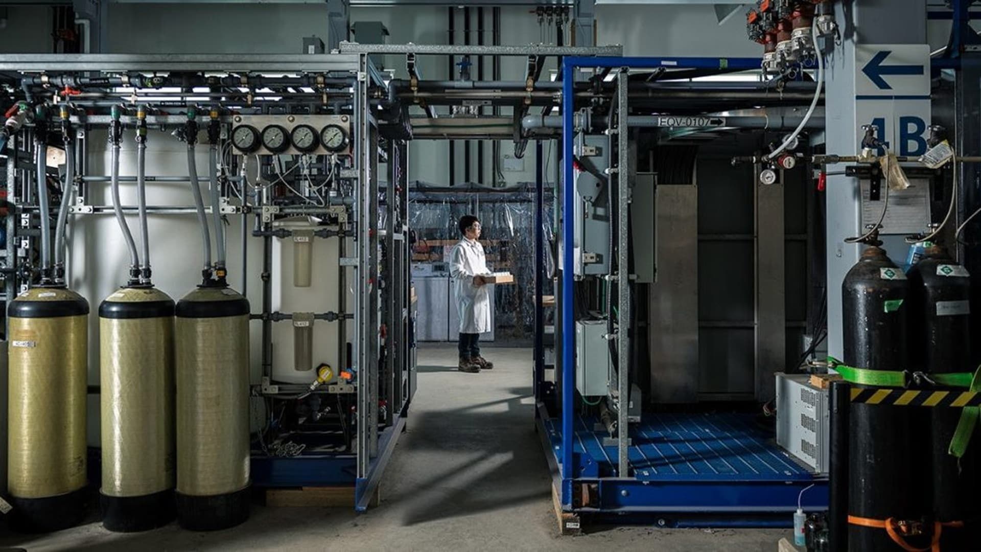 North America's first lithium refinery aims to power 25,000 EVs