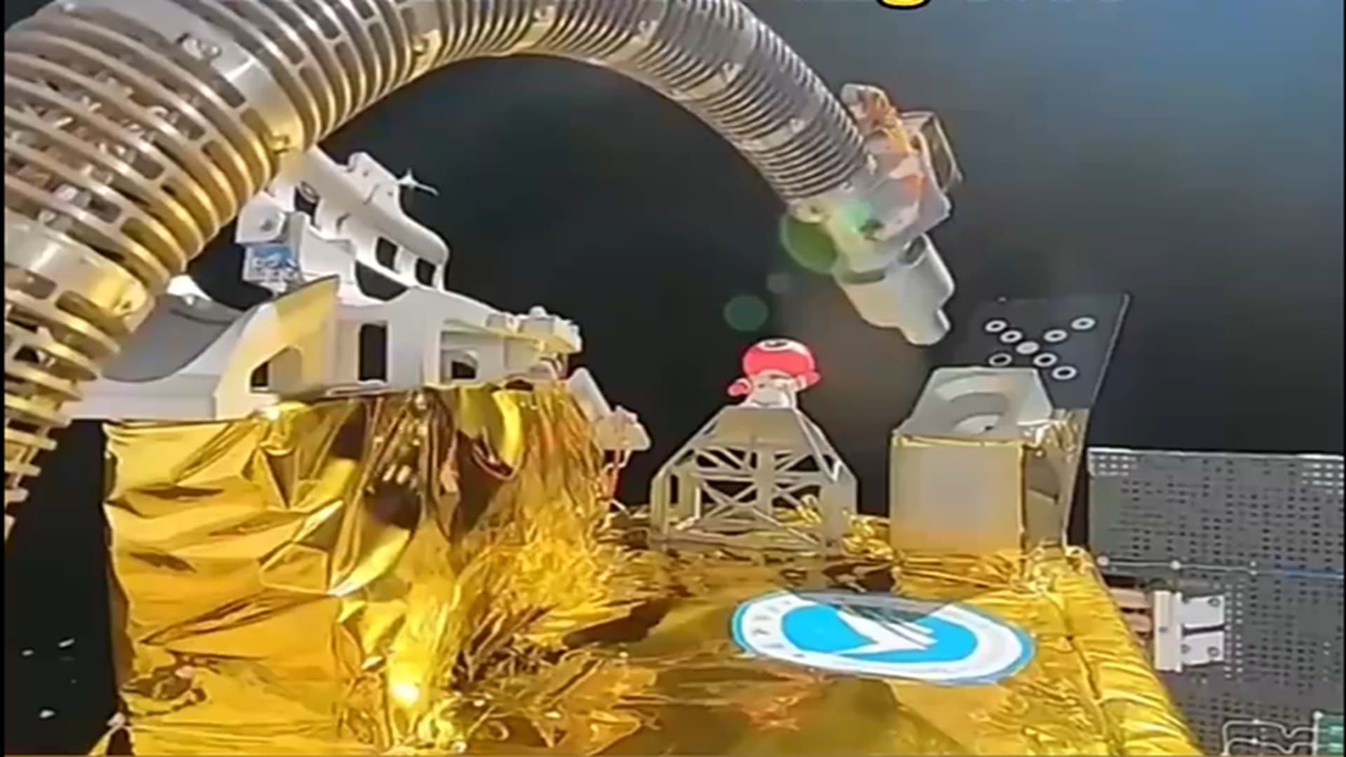 China’s first flexible space robotic arm completes in orbit tests