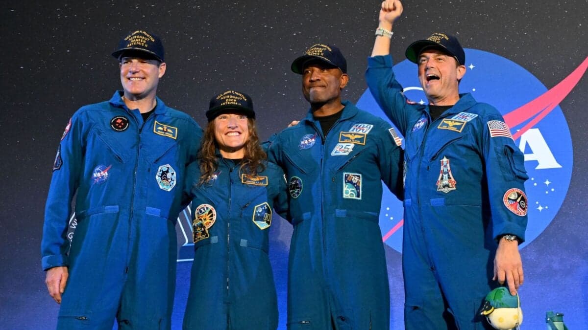 Giz Asks: What Will Scientists Study—and Potentially Discover—Now That Artemis 2 Is Done?