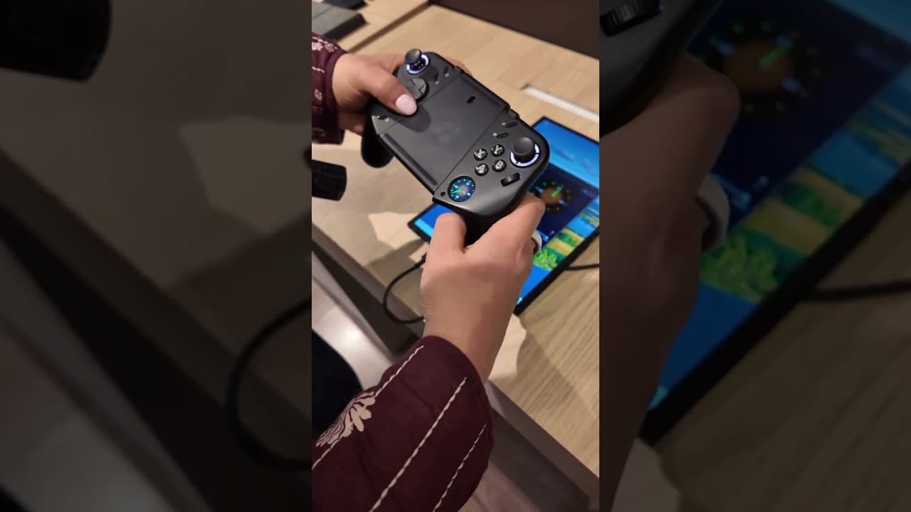 First Look at Lenovo's Foldable Legion Gaming Concept #mwc2026 #lenovo