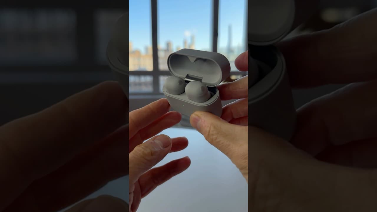 Unboxing Sony’s $330 WF-1000XM6 Earbuds in Silver