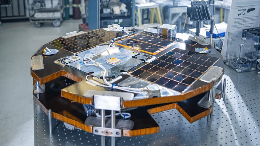 Aerospace attracts partners for DiskSat demonstrations (via spacenews.com)