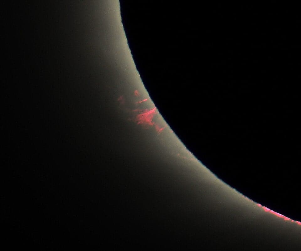 Solar prominence seen in true colour during totality of a solar eclipse (Credit : ESA/CESAR)