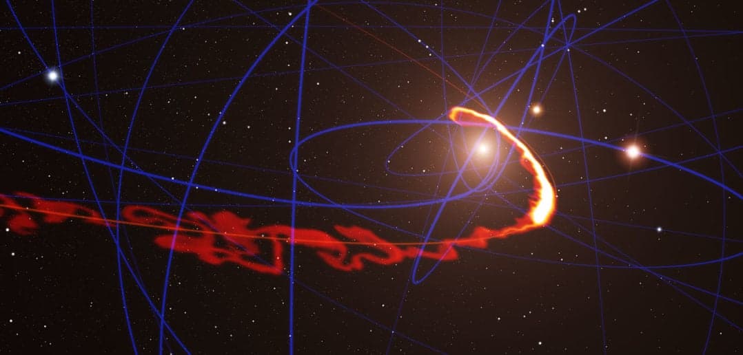When the cloudy object G2 passed around Sagittarius A* in 2014, astronomers predicted it would look like this: flare lighting up the core of the galaxy. That didn't happen. New simulations explain what influences what happens when a star gets close to a supermassive black hole. Courtesy: ESO/S.Gillessen/MPE/Marc Schartmann.