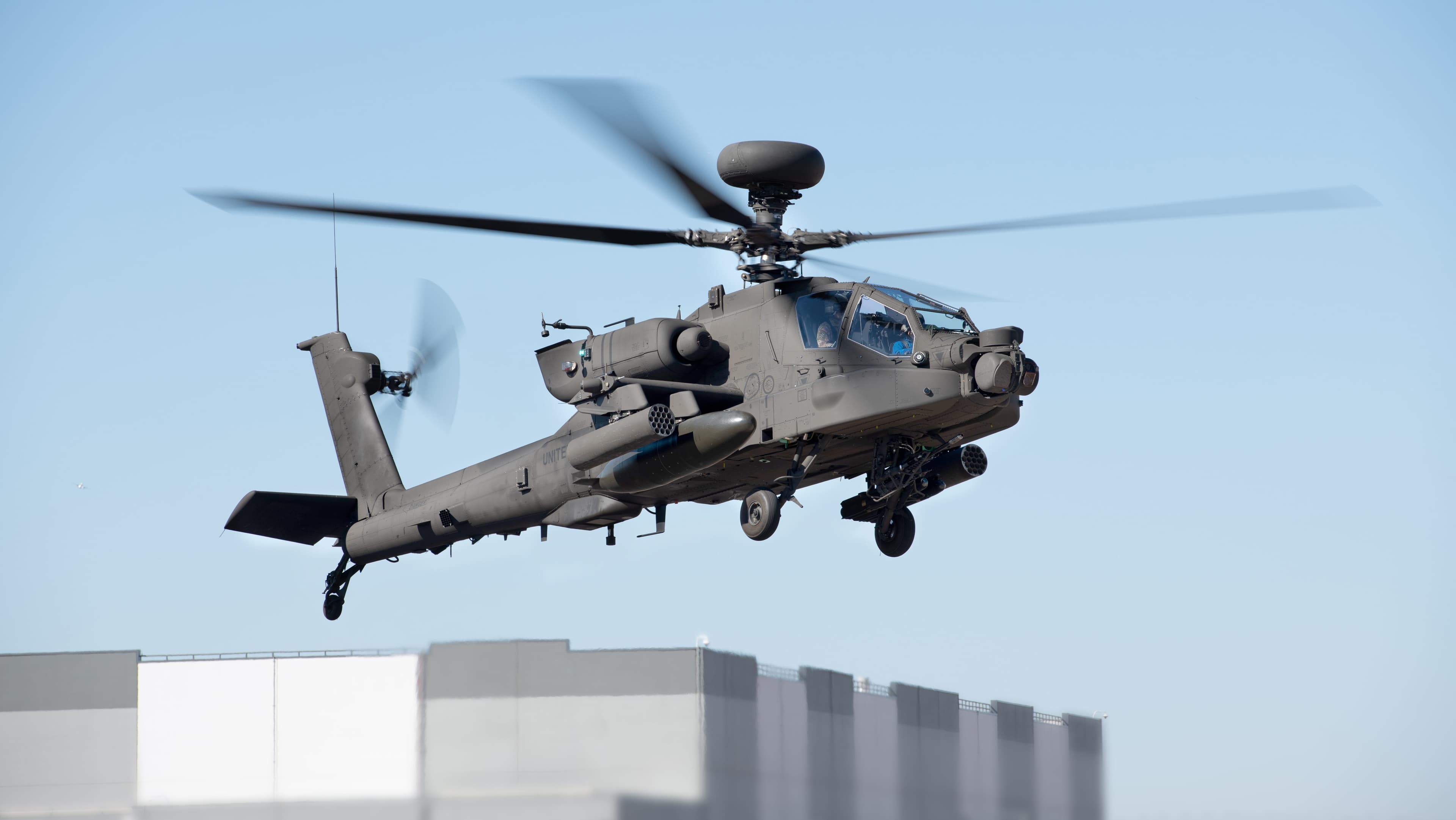 Army making ‘significant headway’ in ATI aviation overhaul, divesting Apache AH-64D fleet - Breaking Defense