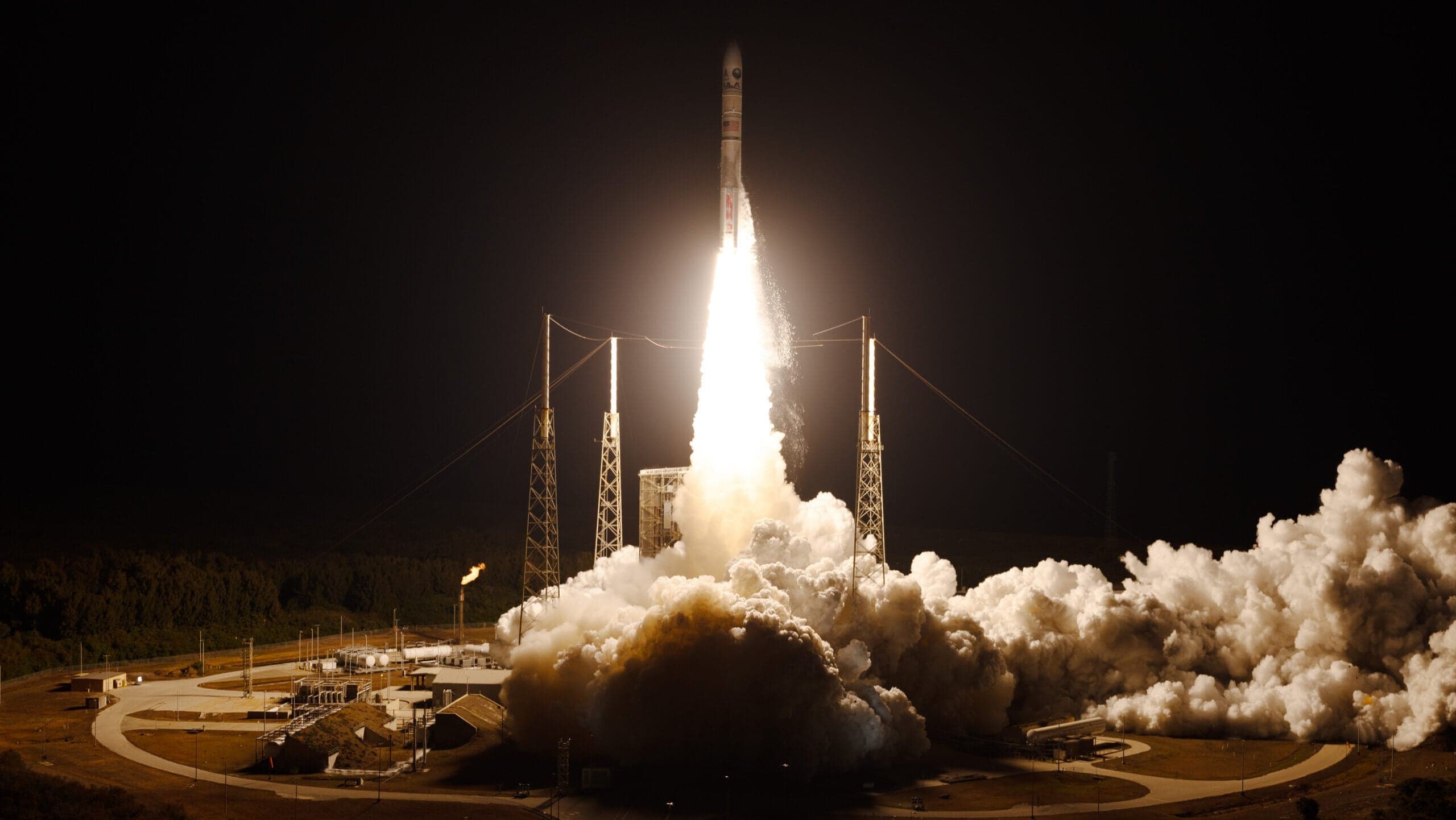 Air Force secretary eyes multi-year deals for satellites, aircraft - Breaking Defense