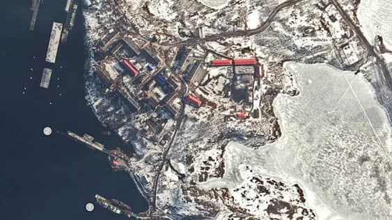 UK accuses Russia of covert submarine operation threatening undersea cables - Breaking Defense