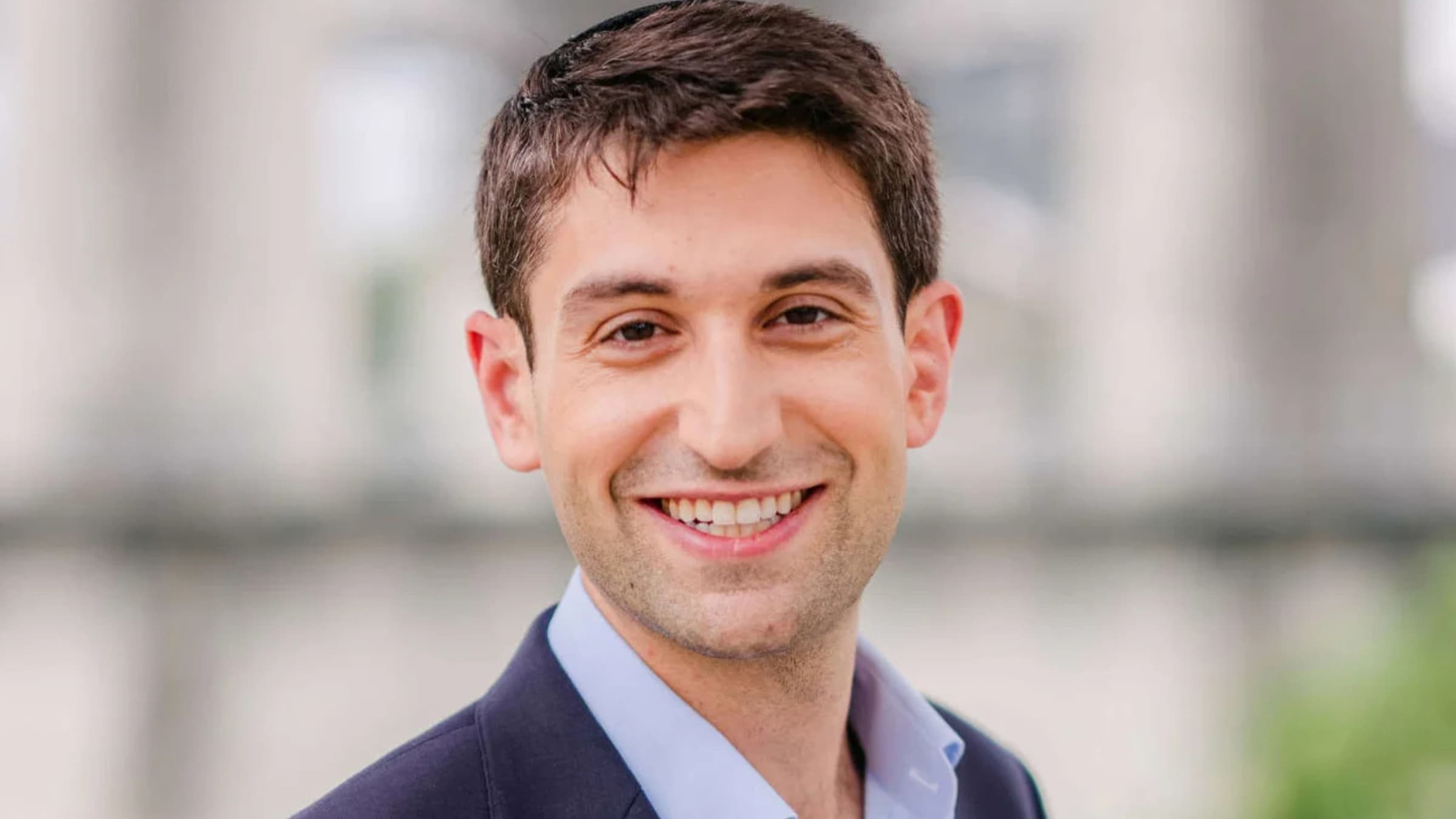 CMS innovation center to expand staff with focus on drug pricing, director says