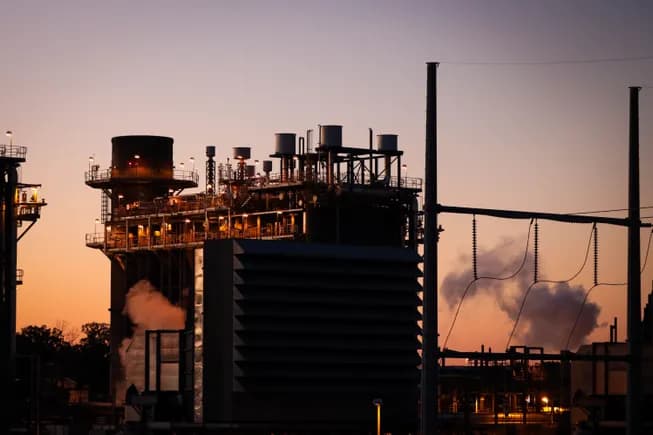 Gas turbine supply crunch set to raise prices 195% by 2027: WoodMac