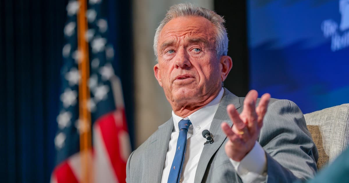 Kennedy rewrites rules on CDC panel after judge blocks vaccine changes (via nbcnews.com)