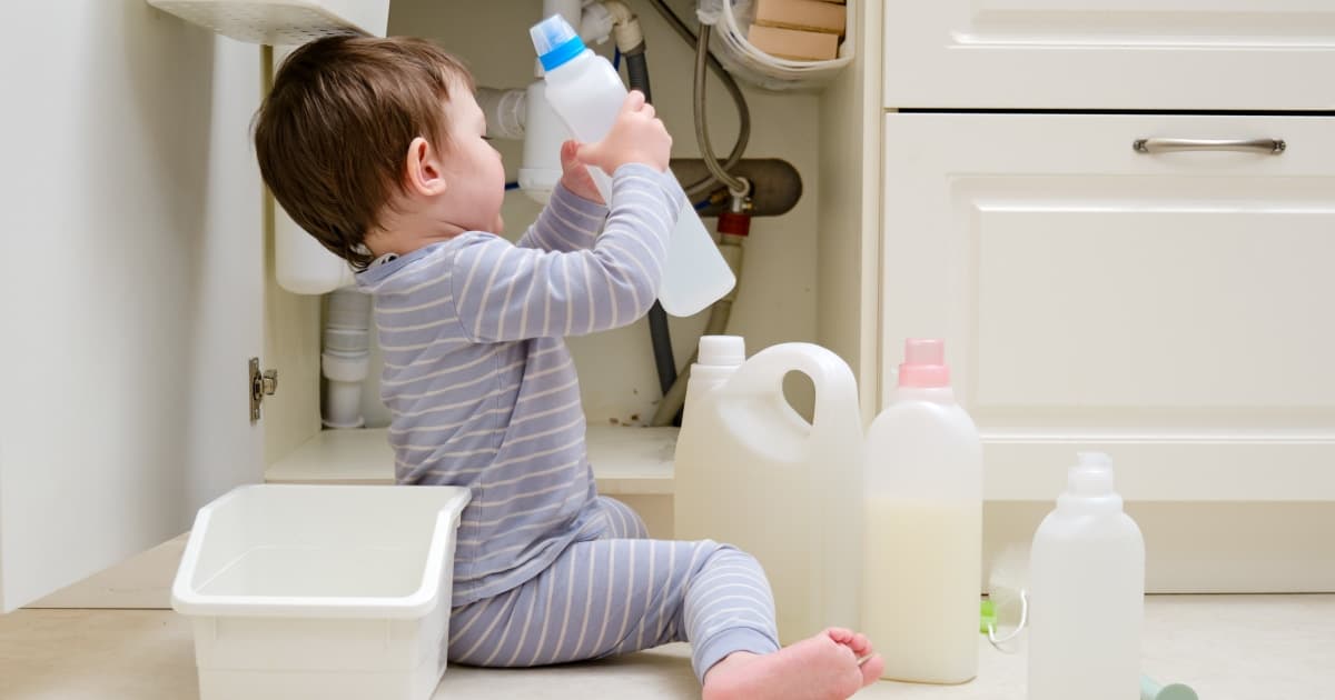 These Are the 2 Most Dangerous Home Cleaning Products to Have Around Kids, New Research Shows (via today.com)